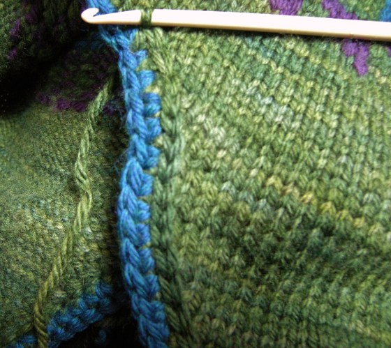 jenjoycedesign©crocheted-chain-inside-edge