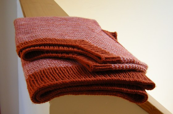 jenjoycedesign©maya-tee-folded
