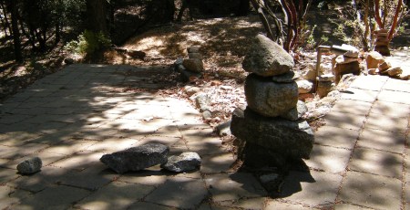 jenjoycedesign©toppled-rock-stacks