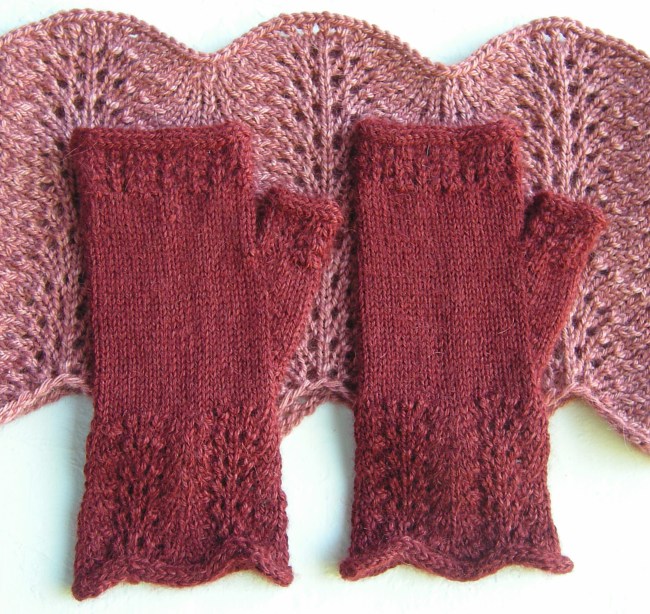 jenjoycedesign©Altitude Mitts Lace (2)