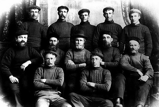 fishermen-in-their-ganseys