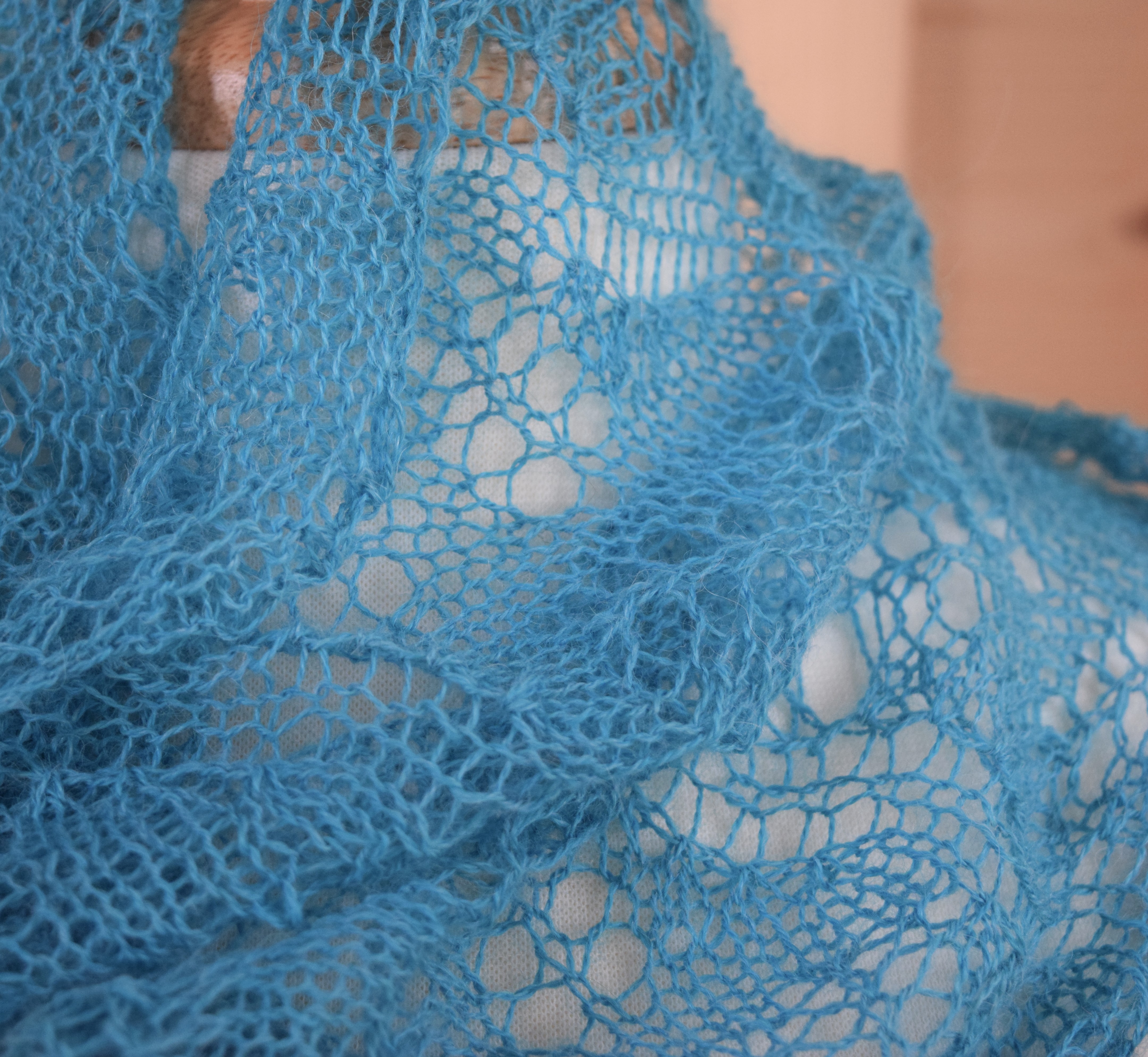 jenjoycedesign© blue lace cowl 2