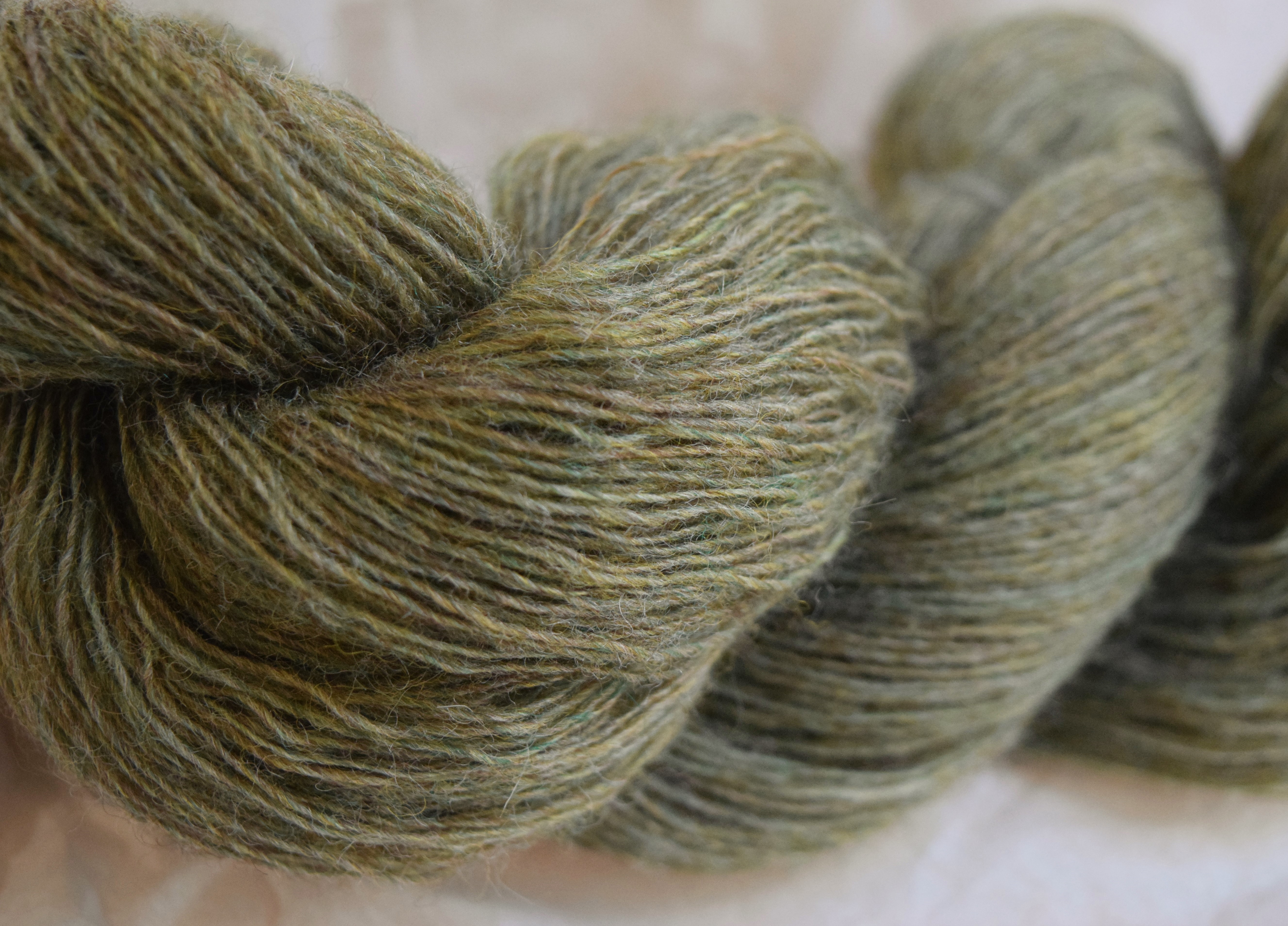 jenjoycedesign© Unspun 1100 pampas heather